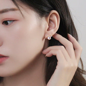 Japanese Akoya Pearl Stud Earrings in 18K Gold