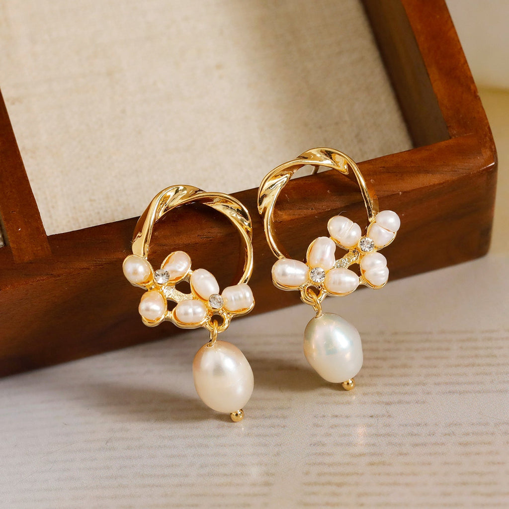 Freshwater Pearl Drop Earrings