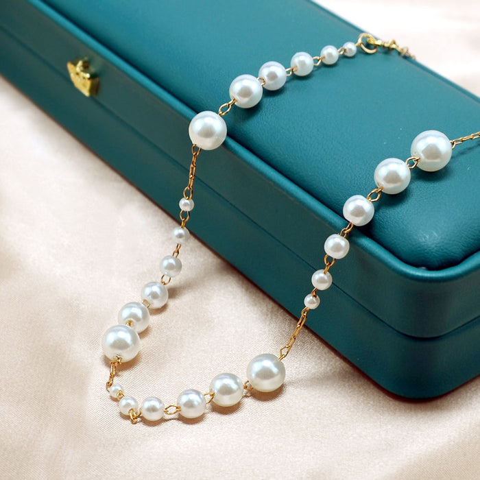 Hand-woven Freshwater Pearls Necklace