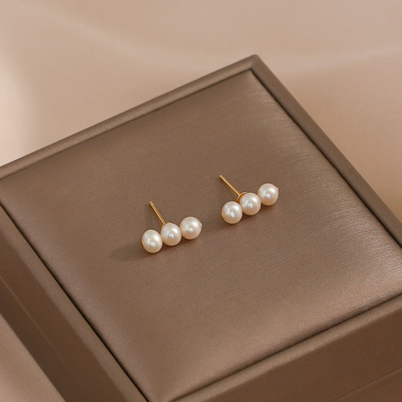 White Freshwater Pearl Stud Earrings